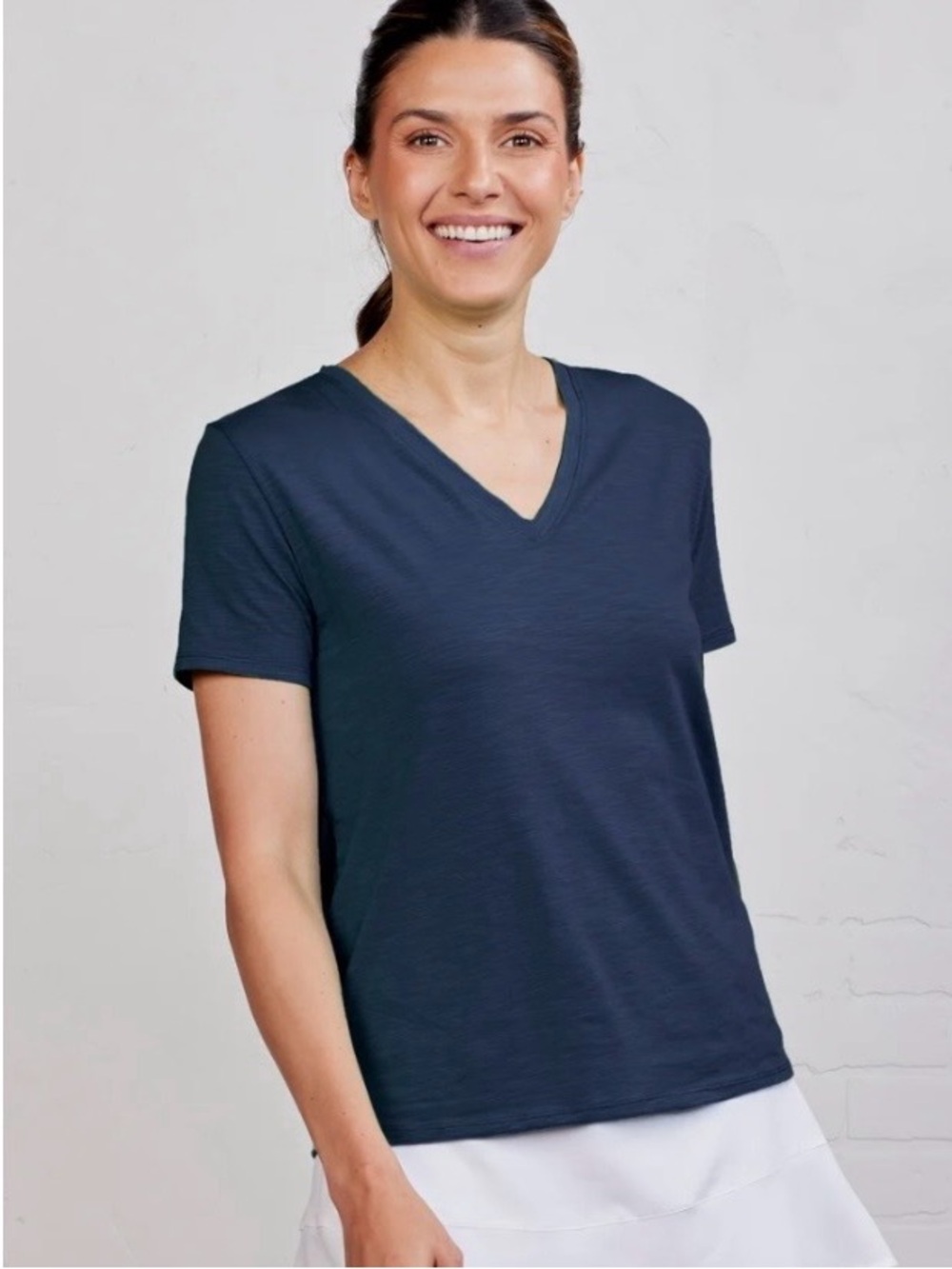 Tasc All Day V-Neck Performance T-Shirt Size XL Organic Cotton UPF 50 Navy Blue